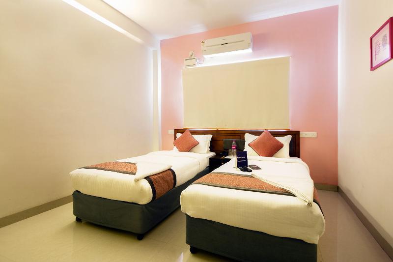 Fabhotel Evlewt Omr Siruseri ภายนอก รูปภาพ